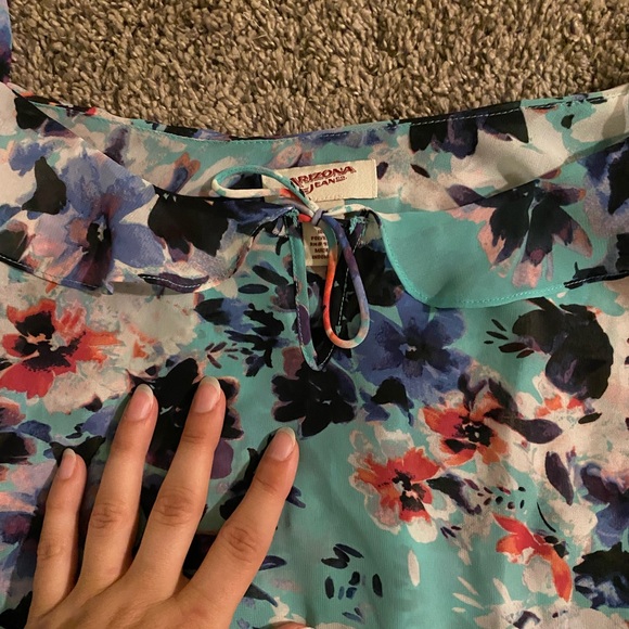 Arizona Floral Off-Shoulder Long Sleeve Blouse - Picture 3 of 8